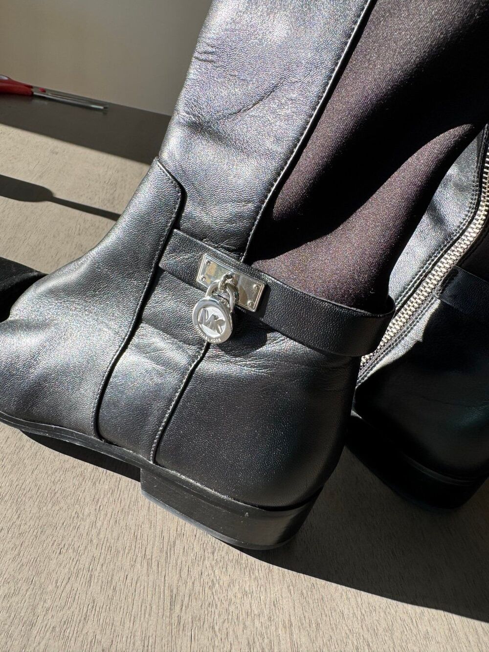 Michael Kors Logo Black Leather Knee High Riding Boots Womens Size 7 Zip Classic - Picture 2 of 7